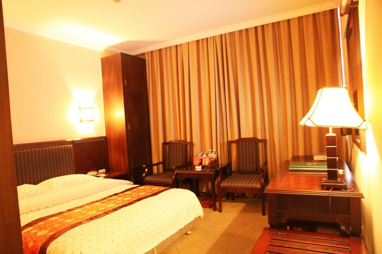 Nantian Grand Hotel Liuzhou Exterior photo